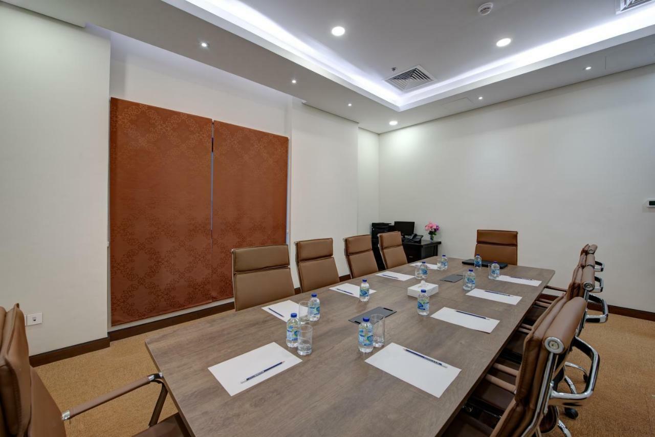 Center Hotel 沙迦 外观 照片